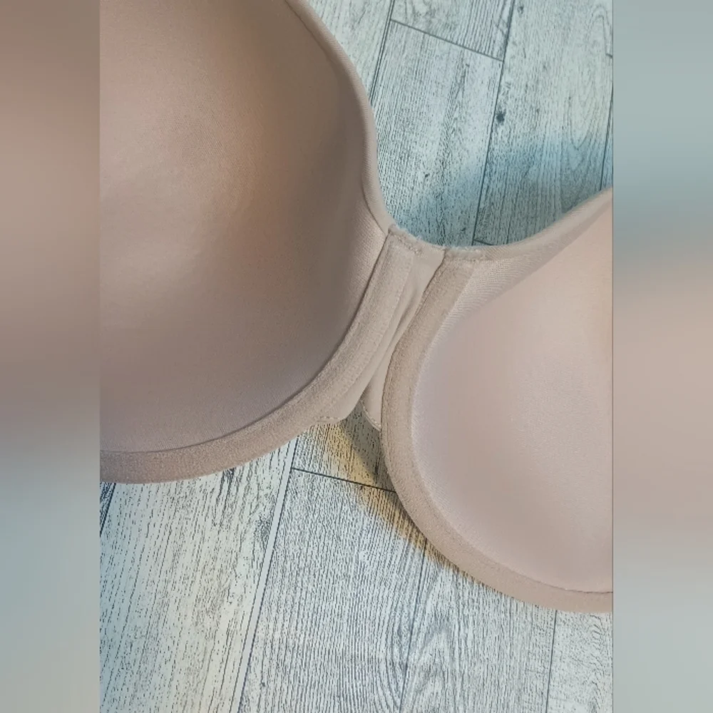 SKIMS Fits Everybody T-Shirt Bra Size 40DD - Picture 7 of 8
